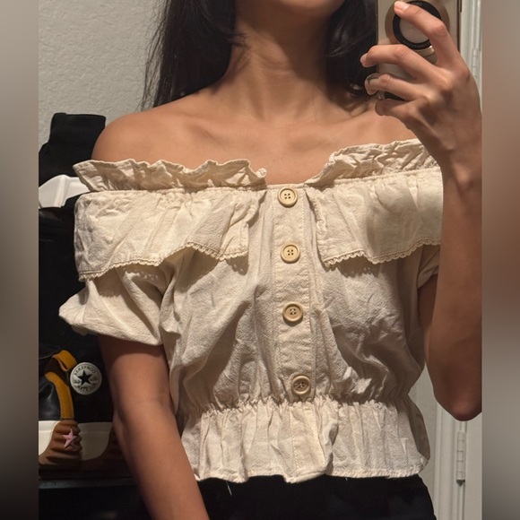 Off-Shoulder Cream Button-Up Top - Picture 2 of 7